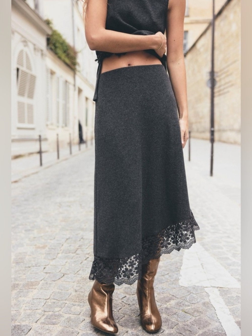 Zara Gray Asymmetrical Ribbed Knit Skirt Lace Hem Size Small
